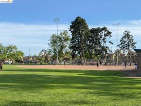 806 Ironwood Road, Alameda CA 94502