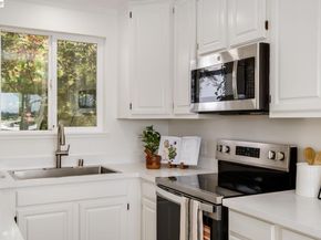 5265 Winifred Dr, Castro Valley CA 94546