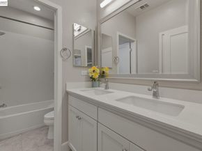 520 Sandalwood Dr, Livermore CA 94551