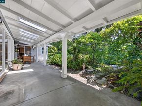 850 Paradise Ct, Lafayette CA 94549