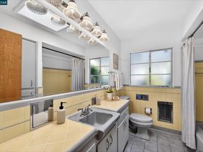 850 Paradise Ct, Lafayette CA 94549