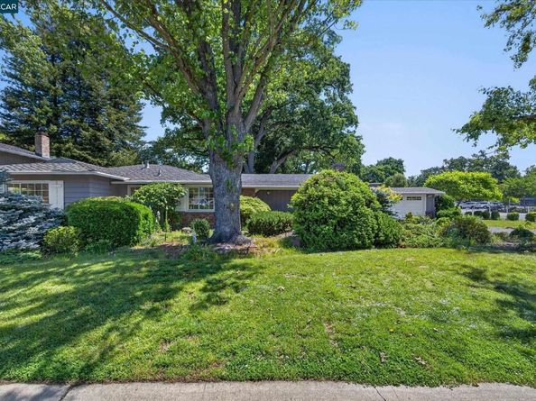 850 Paradise Ct, Lafayette CA 94549