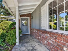 850 Paradise Ct, Lafayette CA 94549