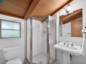 850 Paradise Ct, Lafayette CA 94549