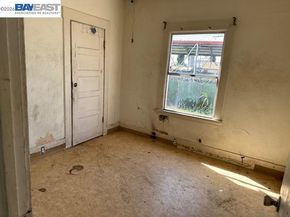 1024 50Th Ave, Oakland CA 94601