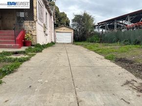 1024 50Th Ave, Oakland CA 94601