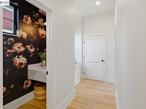 3550 Vine St, Pleasanton CA 94566