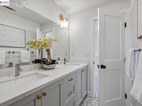 3550 Vine St, Pleasanton CA 94566
