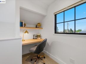 3550 Vine St, Pleasanton CA 94566