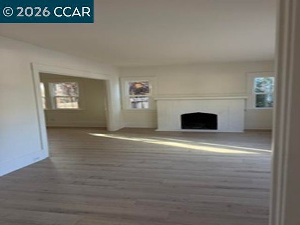 4809 Walnut St, Oakland CA 94619