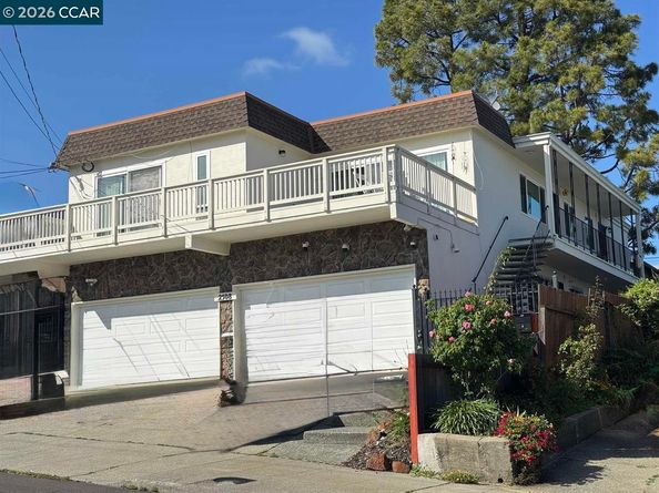 2508 Damuth St, Oakland CA 94602