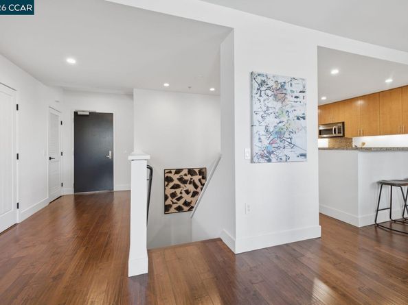 438 W Grand Ave 418, Oakland CA 94612