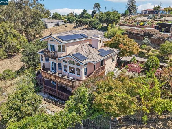 3906 Arbutus Ct, Hayward CA 94542
