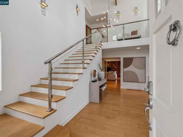 6 Monte Vista Rd, Orinda CA 94563