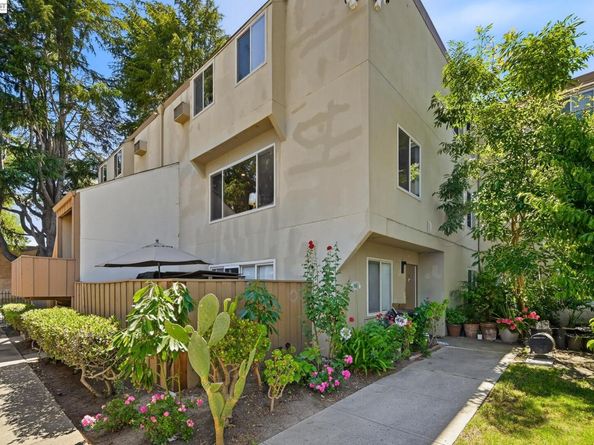 4415 Norwalk Dr 3, San Jose CA 95129