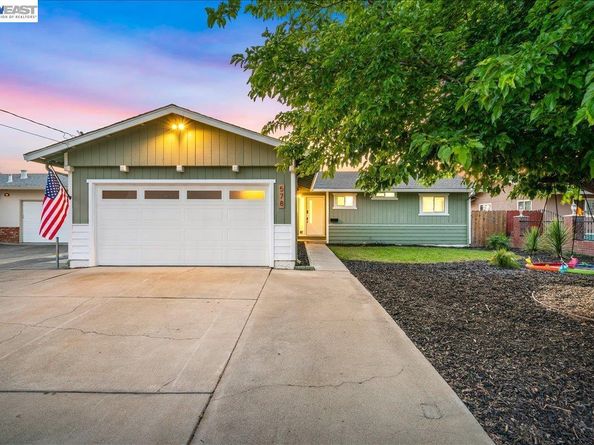 578 Meadowlark St, Livermore CA 94551