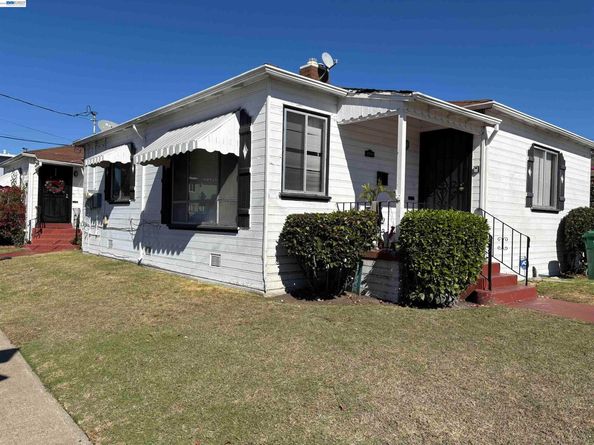 1701 90th, Oakland CA 94603