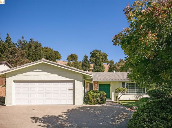 2616 Woodside Ct, Pinole CA 94564