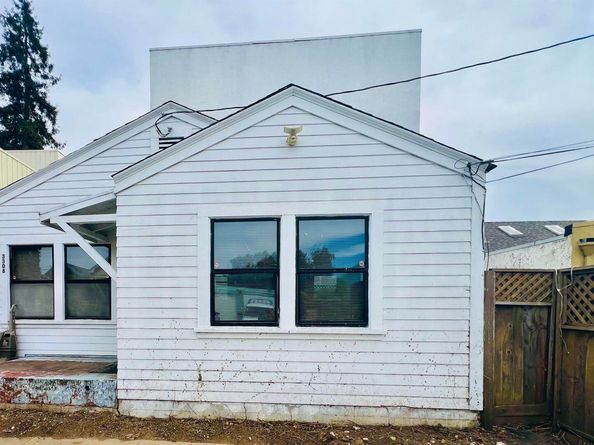 3308 Loma Vista Way, Oakland CA 94619