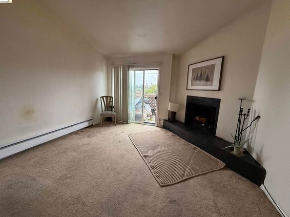 2868 38Th Ave 8, Oakland CA 94619