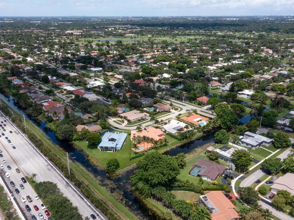 791 SW 75 Ter Terrace, Plantation FL 33317