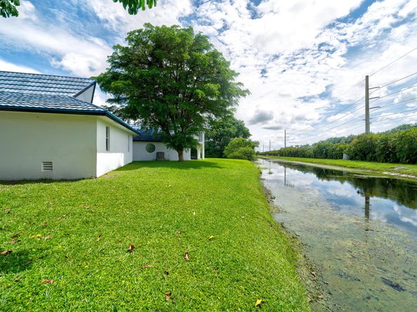 791 SW 75 Ter Terrace, Plantation FL 33317