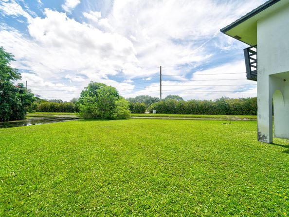 791 SW 75 Ter Terrace, Plantation FL 33317