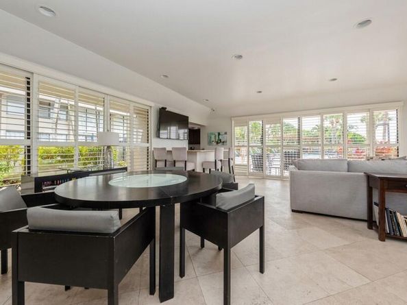 1830 Embassy Drive 503, West Palm Beach FL 33401