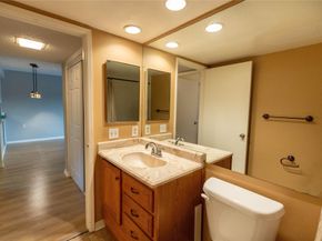 1202 Bahama Bnd I2, Coconut Creek FL 33066