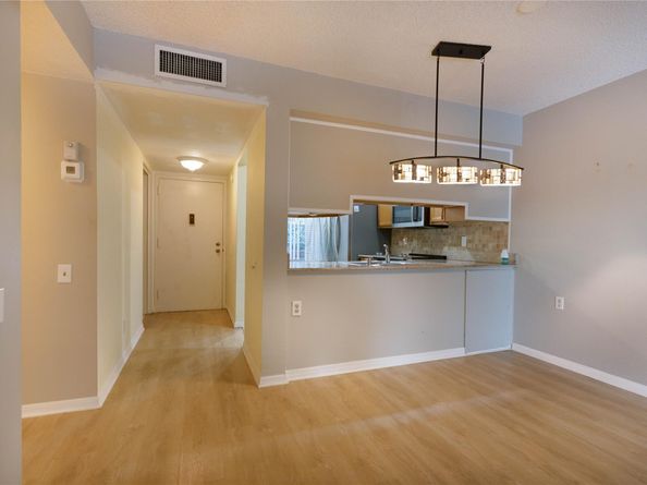 1202 Bahama Bnd I2, Coconut Creek FL 33066