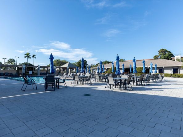 1202 Bahama Bnd I2, Coconut Creek FL 33066