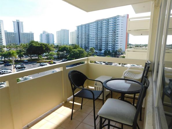 3200 NE 36 521, Fort Lauderdale FL 33308