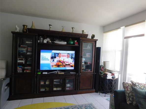 3200 NE 36 521, Fort Lauderdale FL 33308