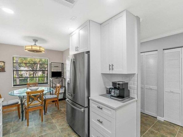 25 Stratford Drive D, Boynton Beach FL 33436