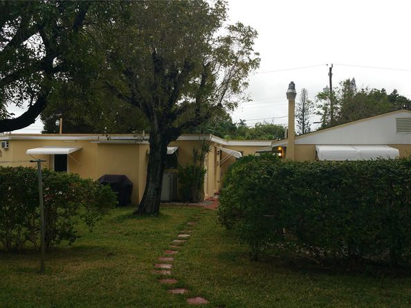 219 NE 4th St, Hallandale Beach FL 33009
