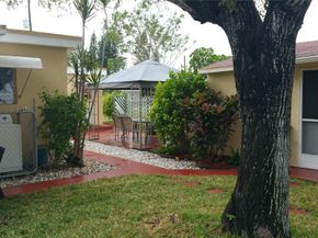 219 NE 4th St, Hallandale Beach FL 33009