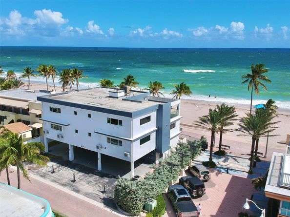 2203 N Surf Rd PH 2, Hollywood FL 33019