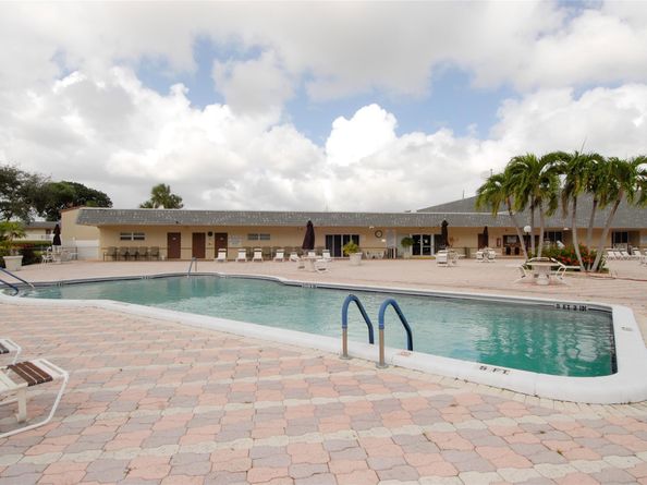 7855 NW 5th Ct 104, Margate FL 33063