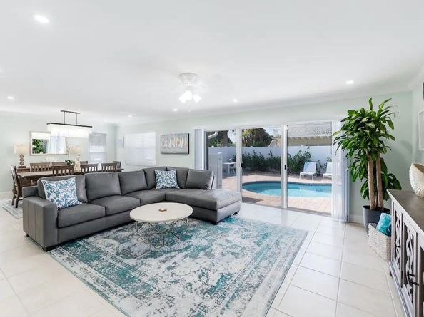 101 Sandal Lane 1, Palm Beach Shores FL 33404