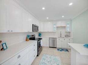 101 Sandal Lane 1, Palm Beach Shores FL 33404