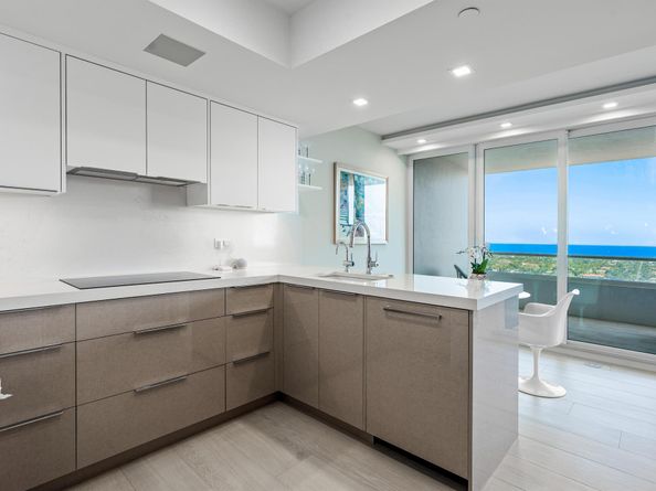 529 S Flagler Drive 24g, West Palm Beach FL 33401