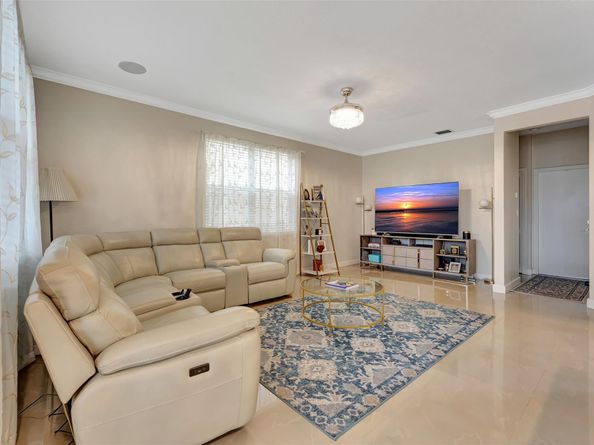 16516 SW 39th St, Miramar FL 33027