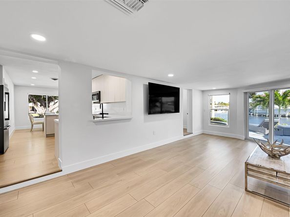 431 SE 9 Ave, Pompano Beach FL 33060