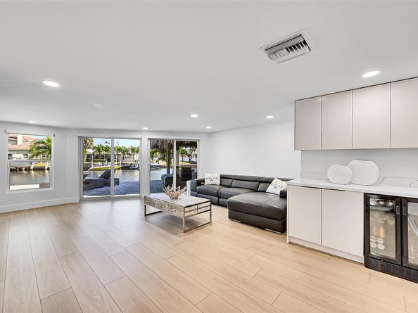 431 SE 9 Ave, Pompano Beach FL 33060