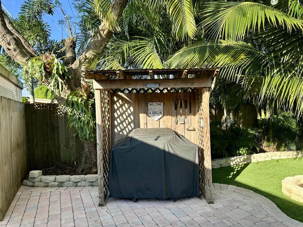 4260 NE 11th Avenue, Pompano Beach FL 33064