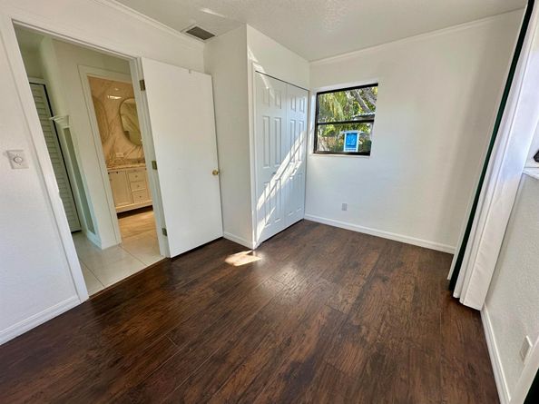 4260 NE 11th Avenue, Pompano Beach FL 33064