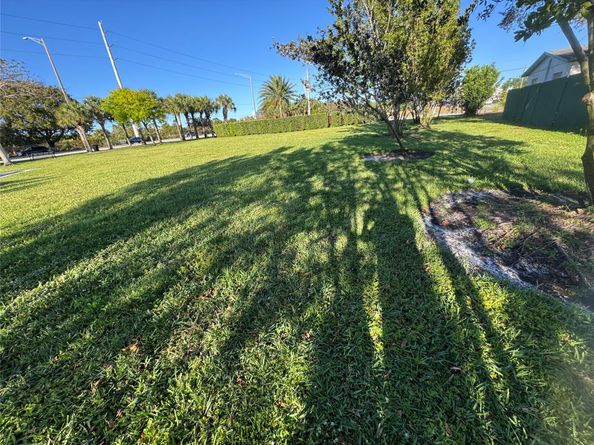 1041 SW 4th Ter, Deerfield Beach FL 33441