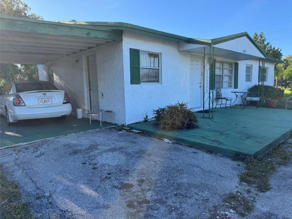 1041 SW 4th Ter, Deerfield Beach FL 33441