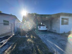 1041 SW 4th Ter, Deerfield Beach FL 33441
