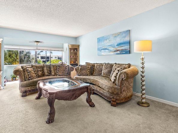 3178 Via Poinciana 315, Lake Worth FL 33467